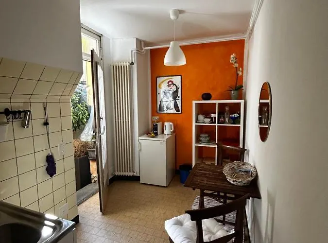 Konukevi Charming In The Heart Of Locarno