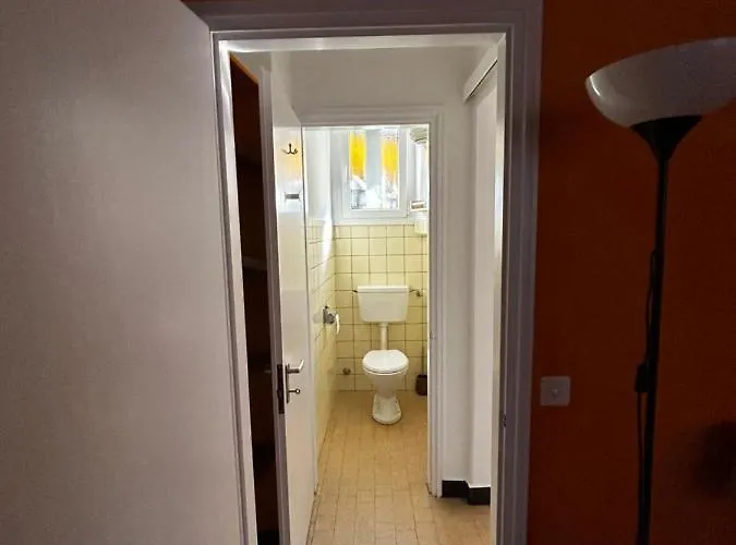 Charming In The Heart Of לוקרנו